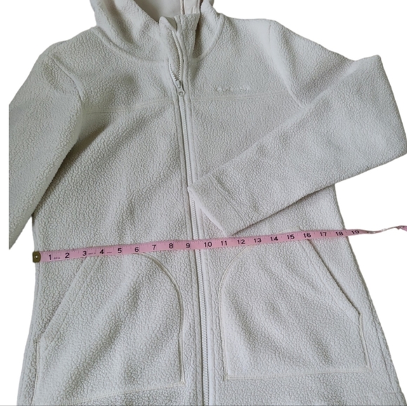 Like New Condition Columbia Cream Sherpa Jacket - Picture 8 of 12